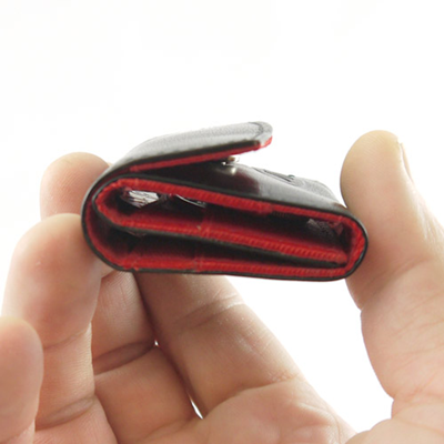 Coin Tidy (6 Pockets) by Jerry O'Connell and PropDog- Trick