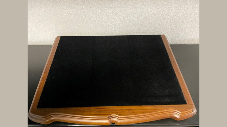 Hopping Table Top (Black)  by Mikame - Trick