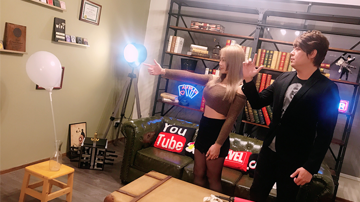 Balloon Burster (Gimmick and Online Instructions) by Taiwan Ben and Jeimin Lee - Trick