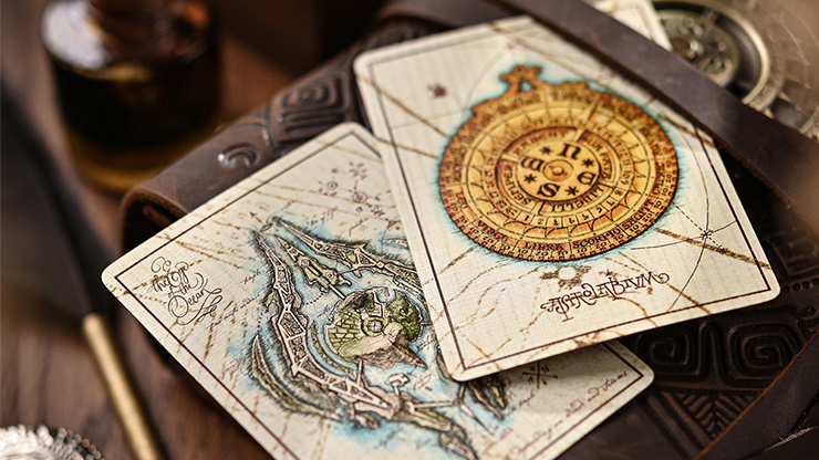 Gilded Eye of the Ocean Astra Polaris (Black) Playing Cards