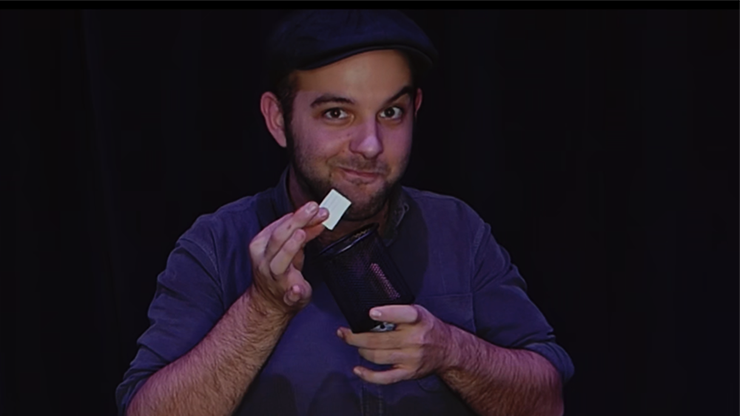 THE BASKET CLOSE UP (Gimmicks and Online Instructions) by Adrian Vega - Trick