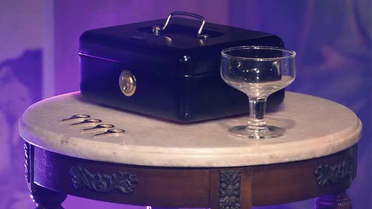 BDM Hands Off Safe Box - The Perfect Chest (Gimmick and Online Instructions) by Bazar de Magia - Trick
