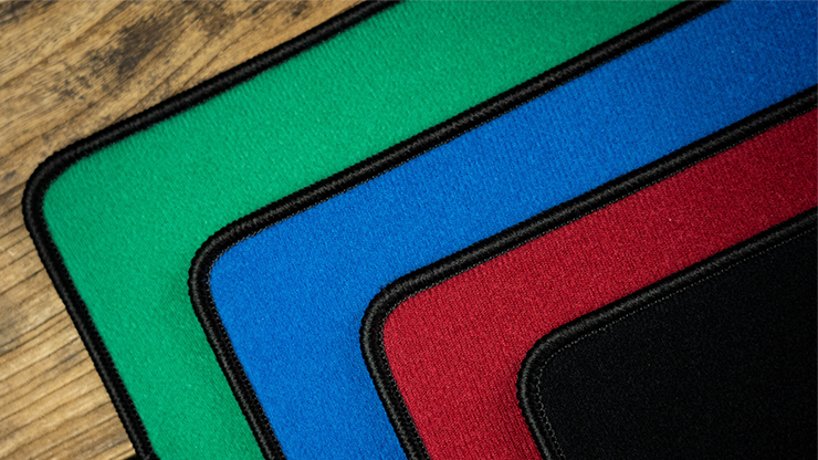 Sewn-Edge Basic Close-Up Pad (Green) by TCC Presents - Trick